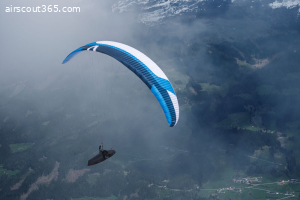 Skywalk Poison 4 neuwertig mit 18 h Airtime